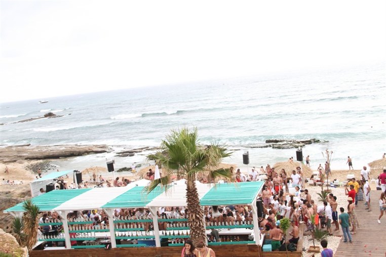 Eleven Bay on Sunday